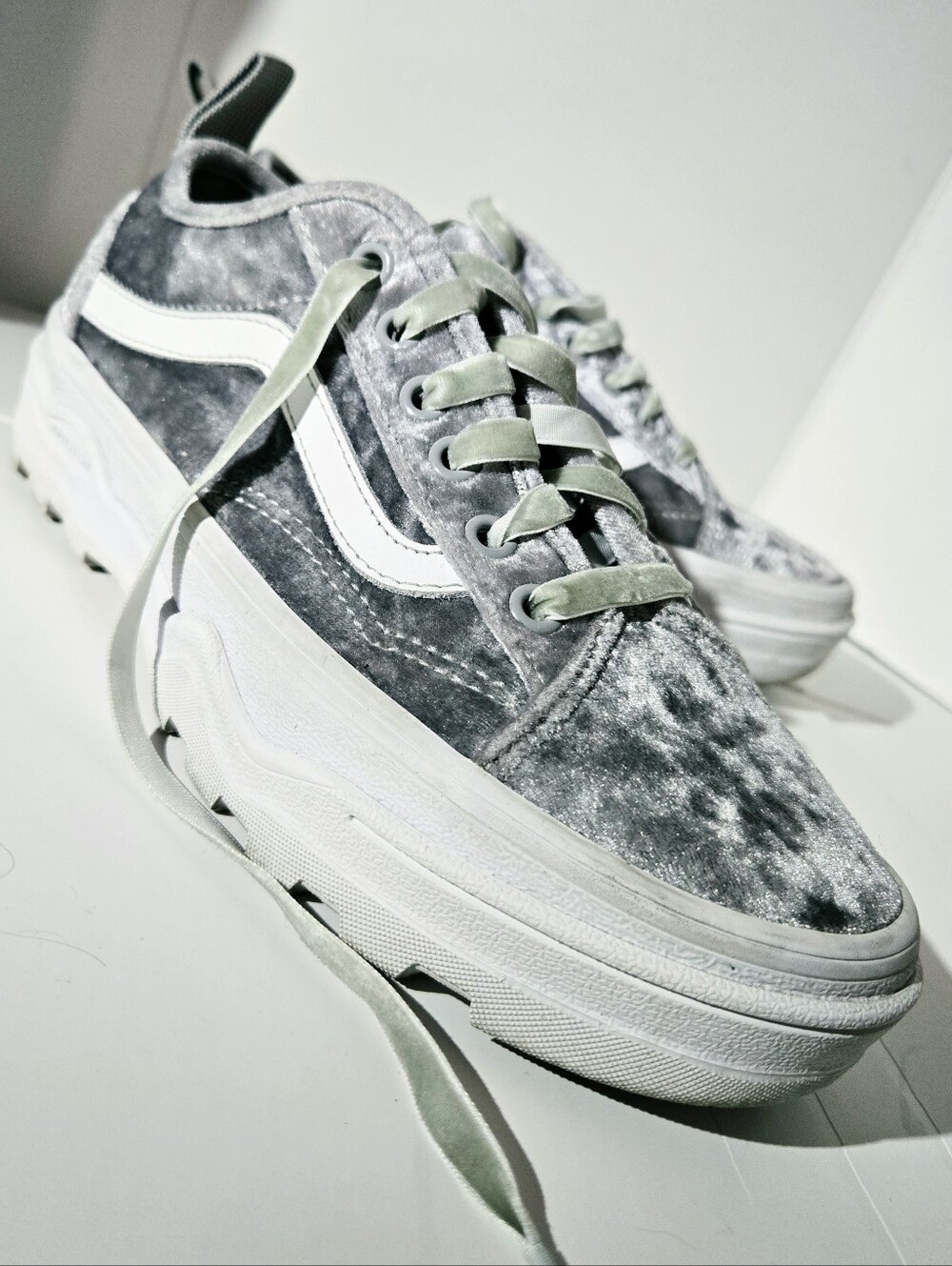 Vans Women’s Velvet Platform Sneakers - Silver & White SIZE 7